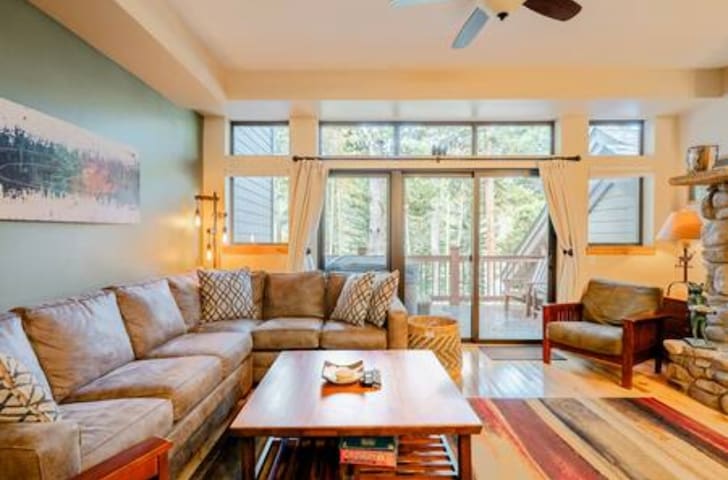 Alpine Meadows Management managed Airbnb listing 3