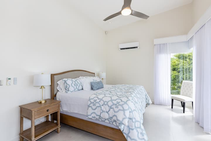 غرفة النوم الرئيسية