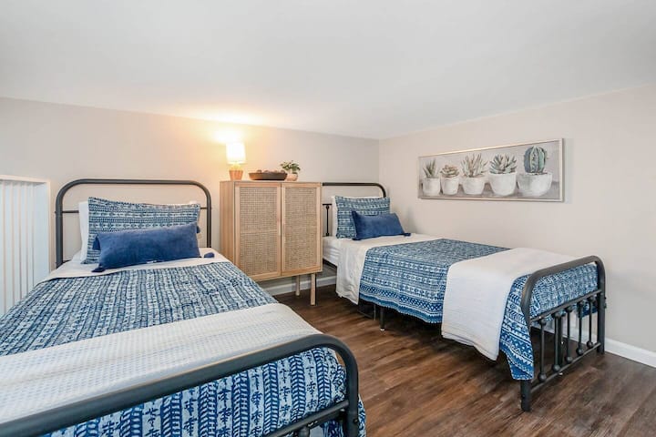 ลอฟท์เหนือห้องนอนควีนไซส์