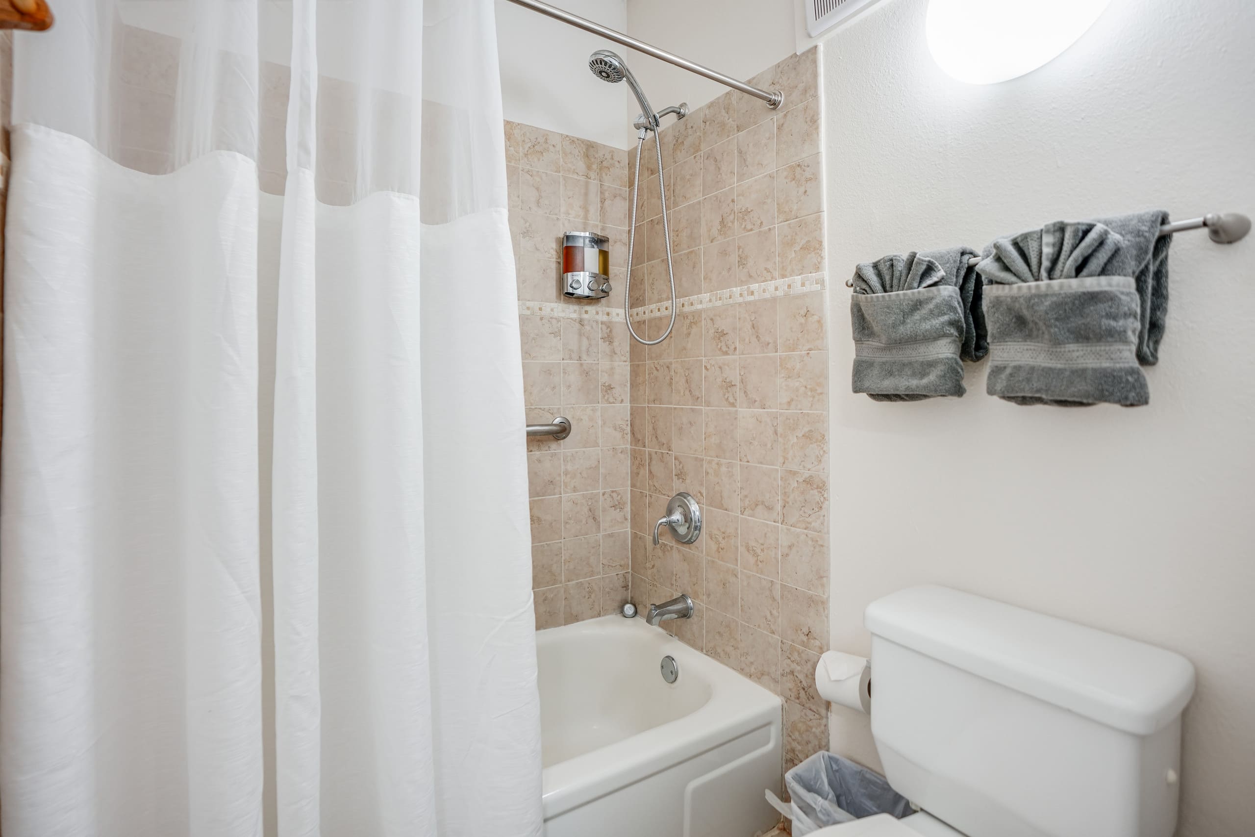 Kapaa Shore Resort 309, Oceanfront, Walk to Beach - Photo 26