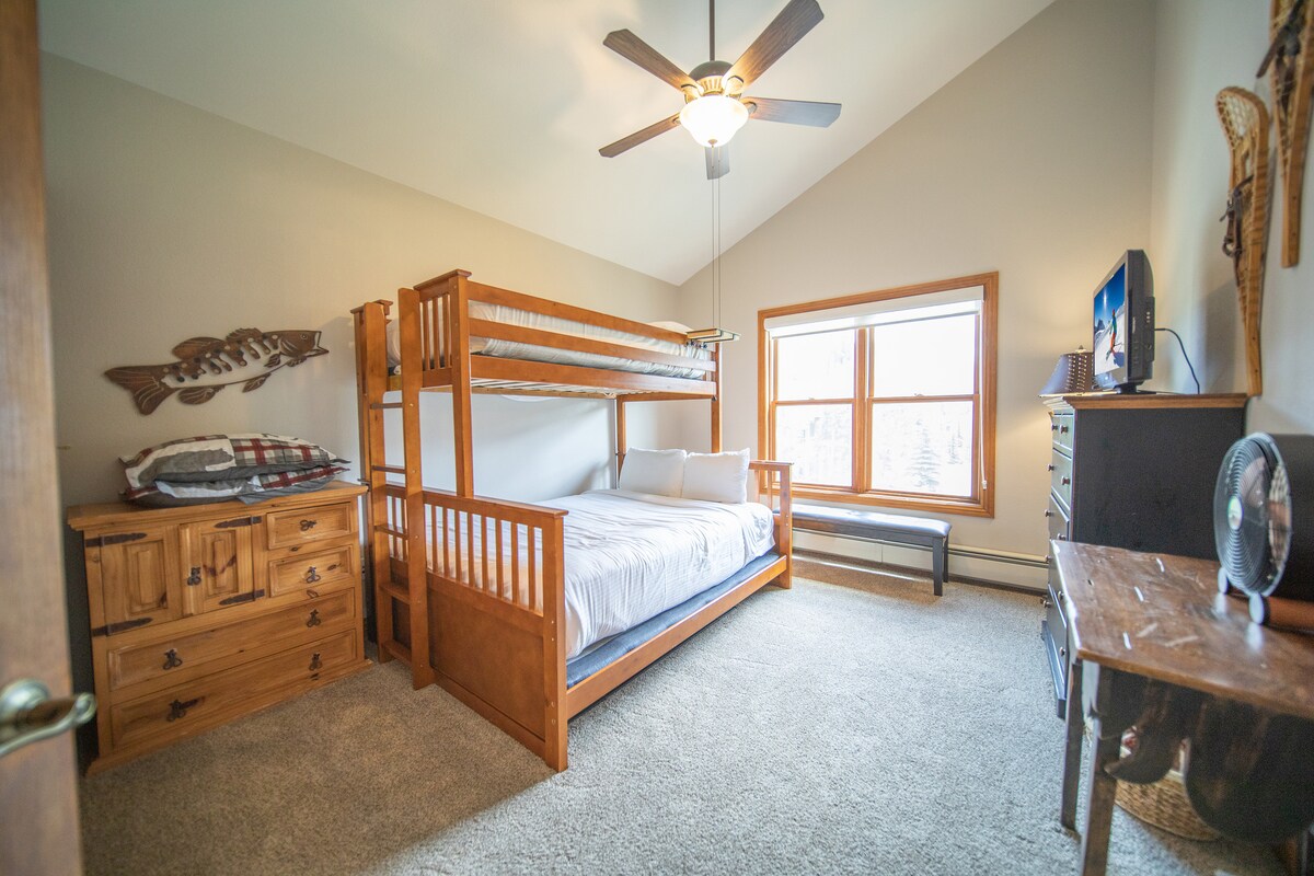 ห้องนอนรับแขก