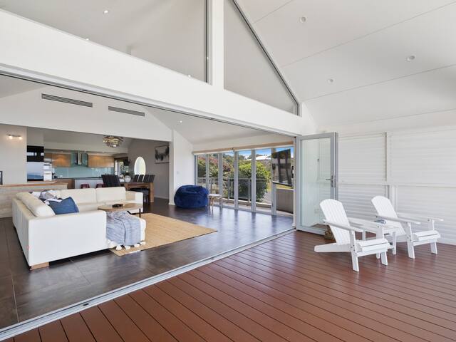 Villa @ #OMG – Ocean View, Pool, 3Bed 3Bath gallery image 5