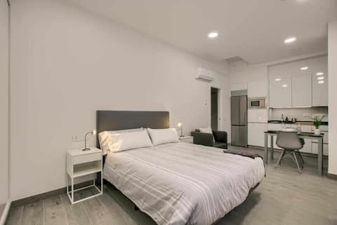 Top Airbnb: RiNa Madrid apartment1 in Moncloa Aravaca