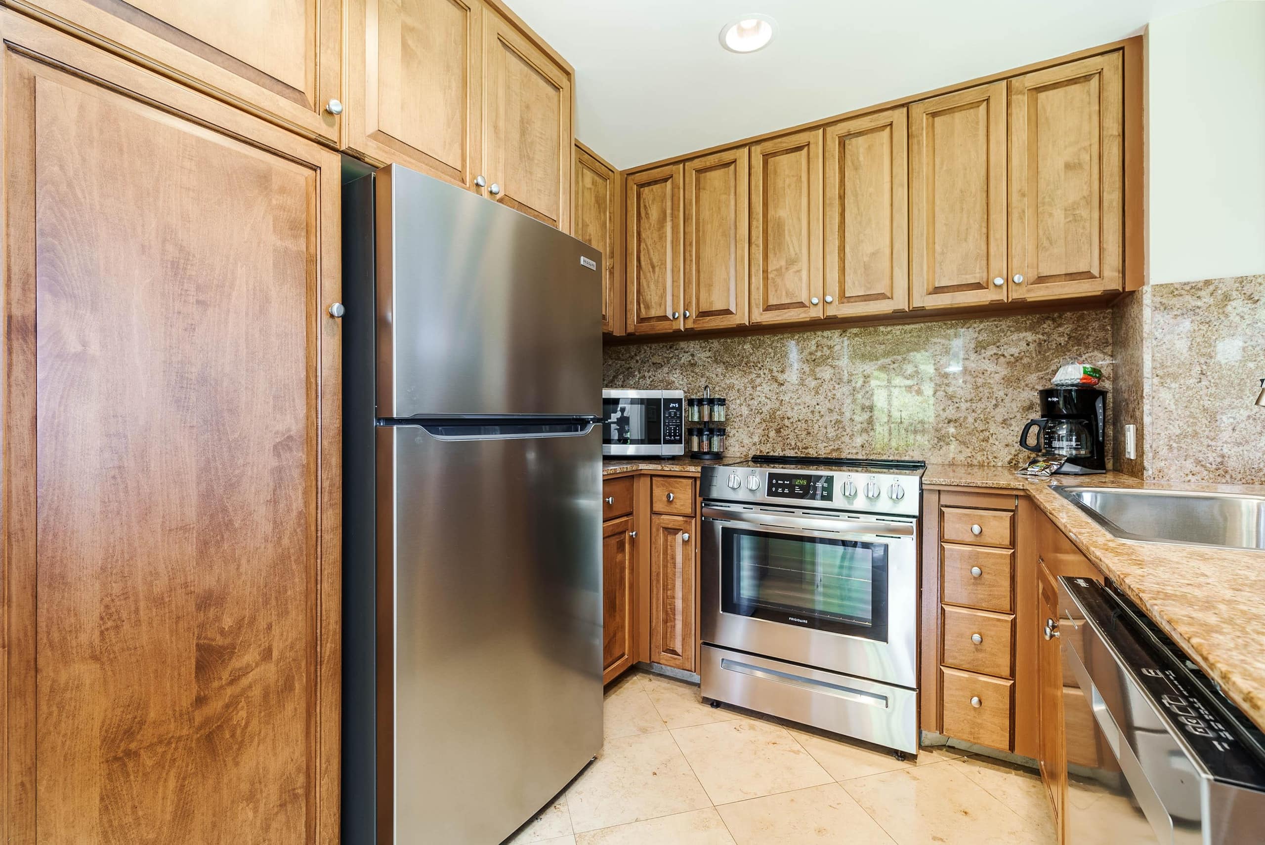 Villa in Lahaina · ★4.86 · 1 bedroom · 2 beds · 1 bath - Image 10