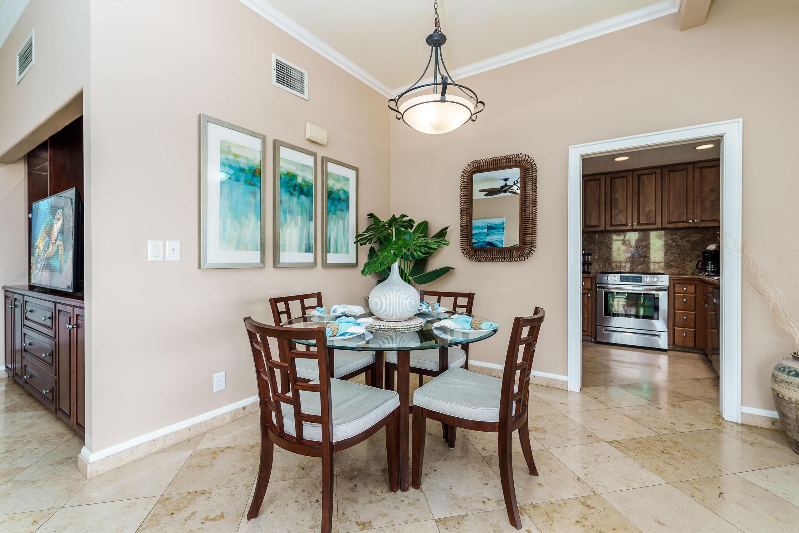 Villa in Lahaina · ★4.86 · 1 bedroom · 2 beds · 1 bath - Image 9