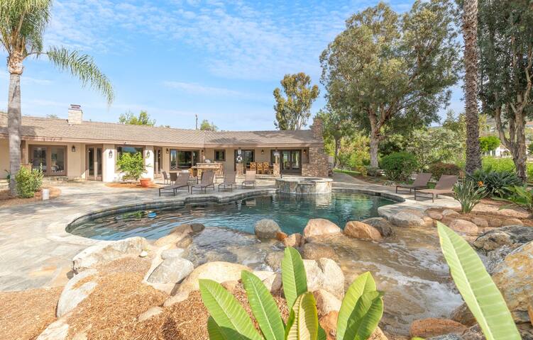 Barefoot Vacation Rentals managed Airbnb listing 2