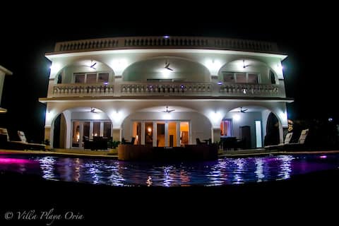 Villa Playa Oria/ /Beachfront Luxury