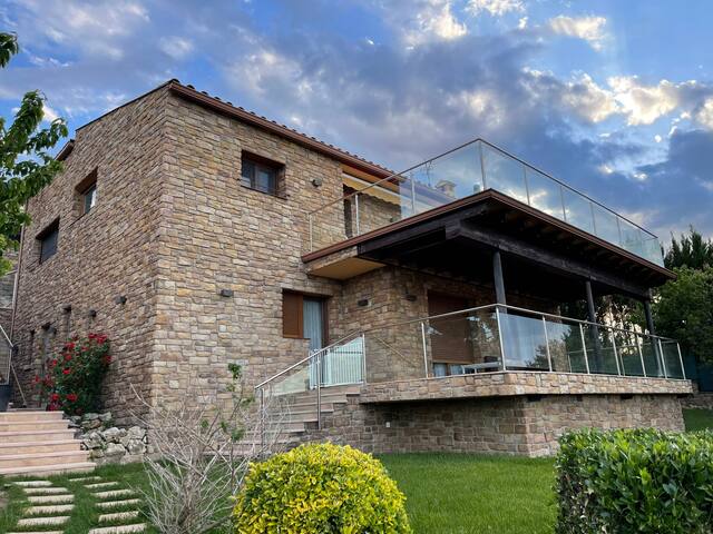 Villa with pool, jacuzzi – VistaVerdeCostaBrava gallery image 3