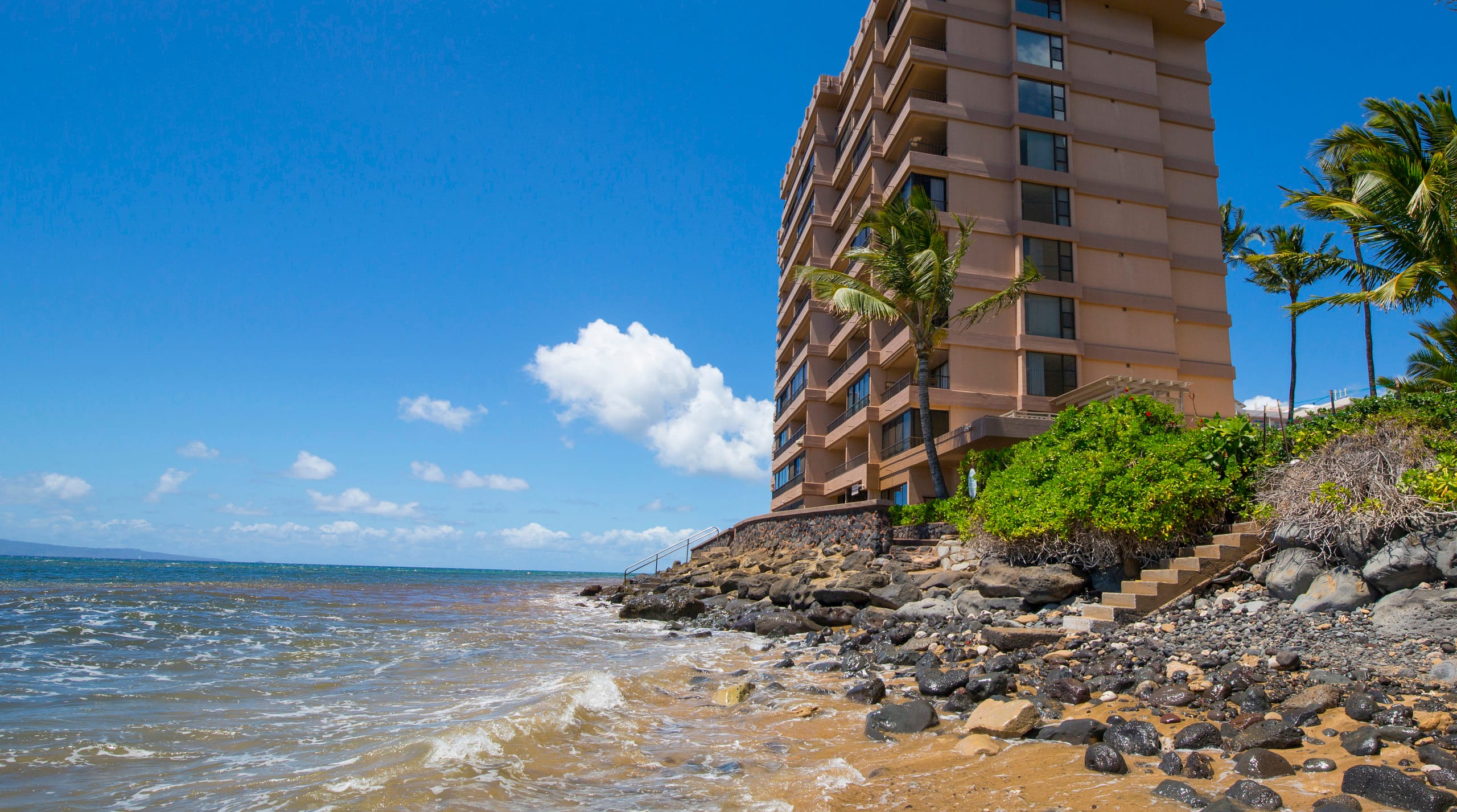 Condo in Lahaina · ★4.91 · 1 bedroom · 3 beds · 1 bath - Image 44