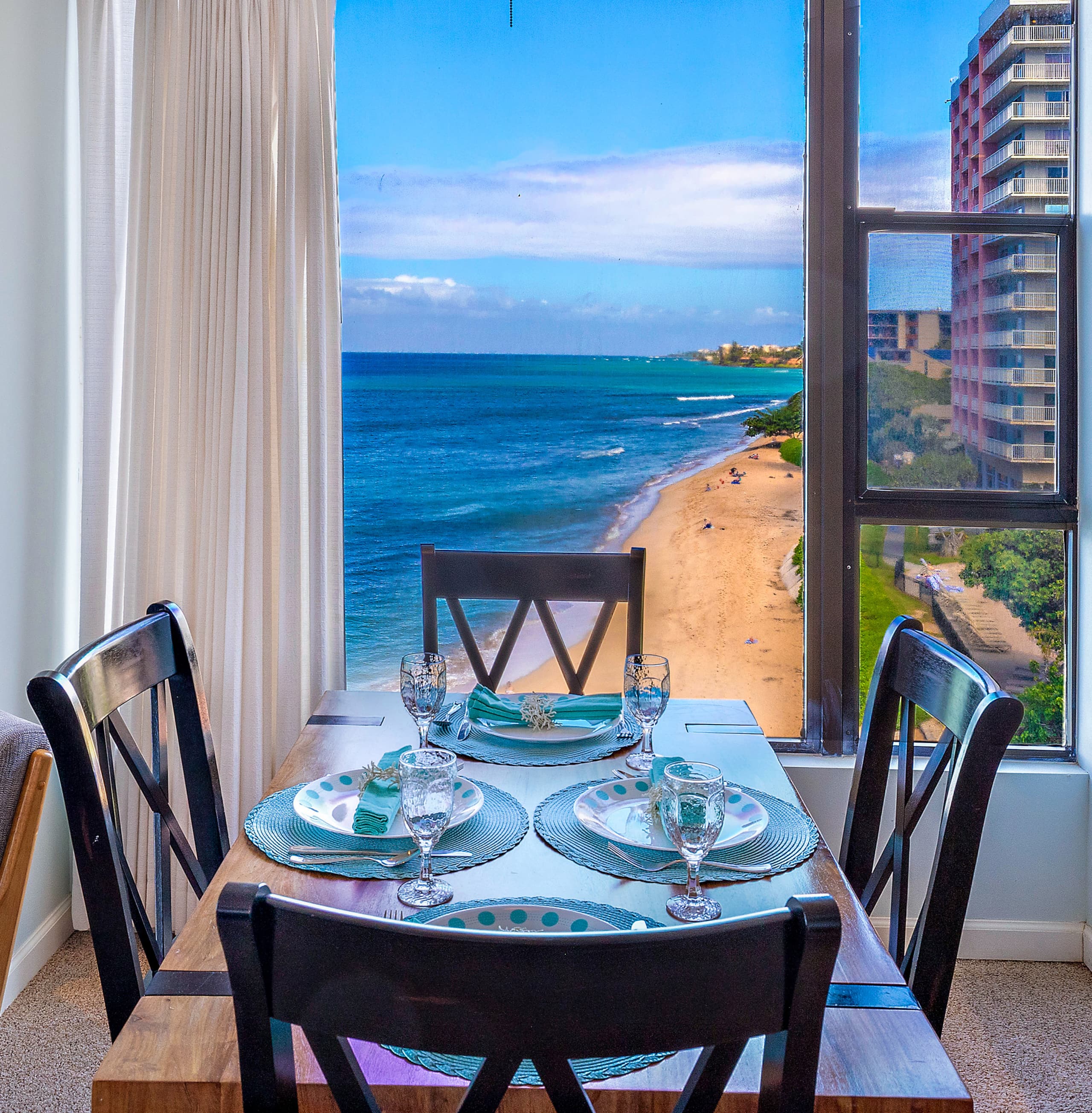 Condo in Lahaina · ★4.91 · 1 bedroom · 3 beds · 1 bath - Image 2