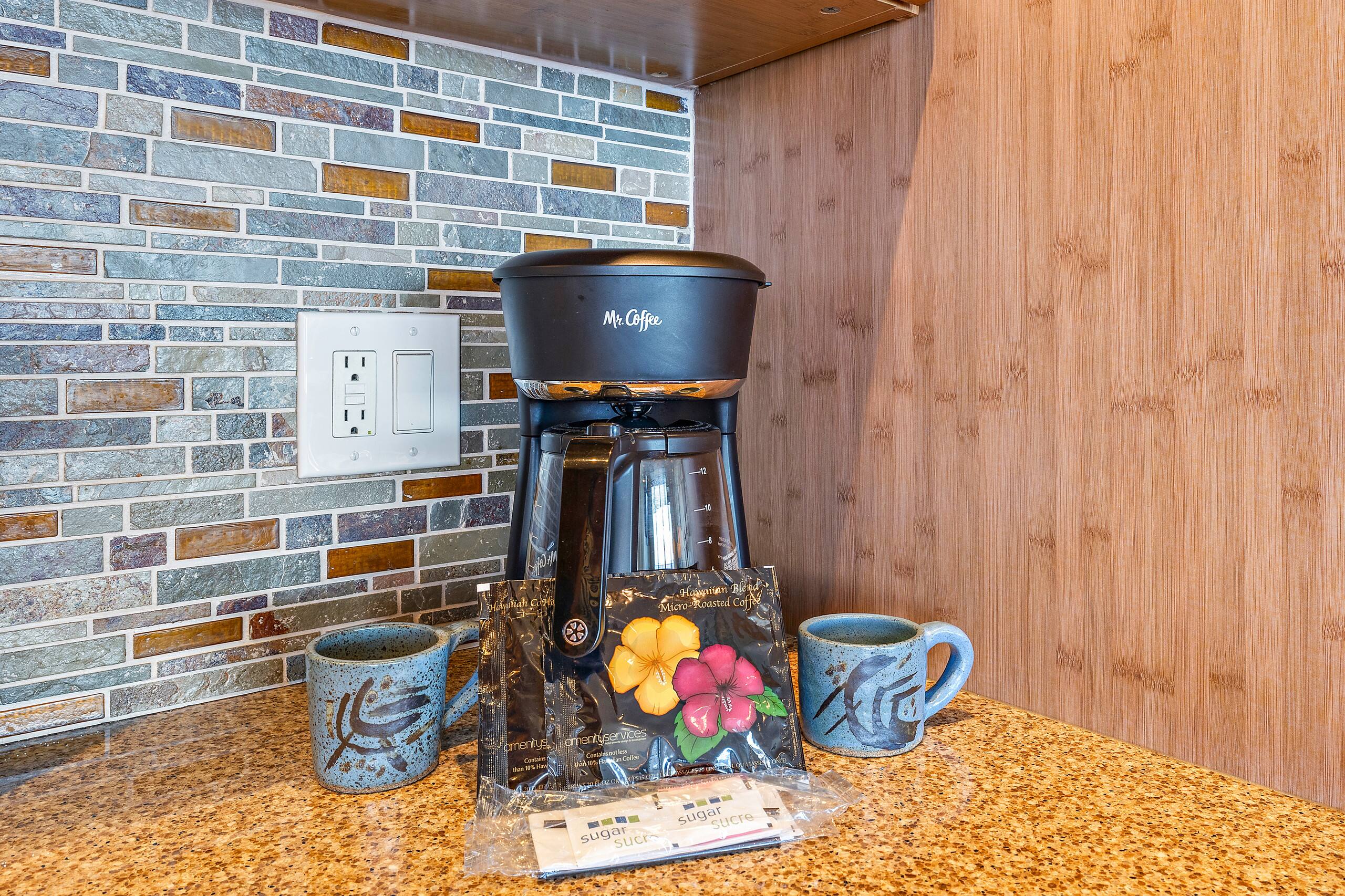 Condo in Lahaina · ★4.91 · 1 bedroom · 3 beds · 1 bath - Image 11