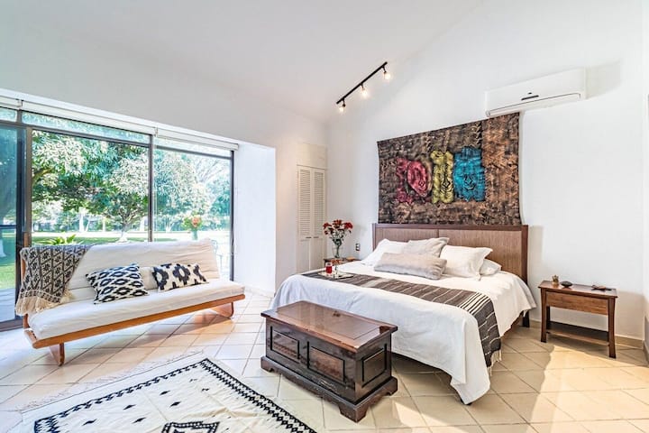 תמונה של כל החדר