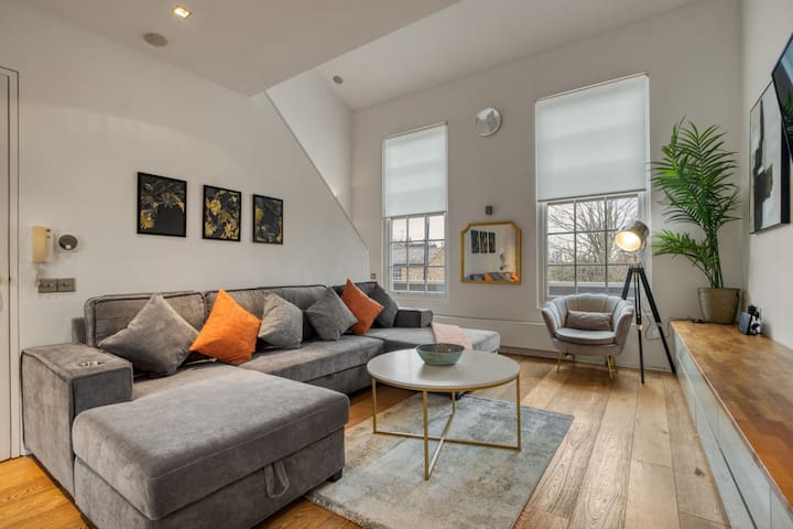 Award Winning 2 Bedroom House, King’s Cross