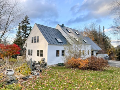 HYGGE HAUS - Mountain Views Minutes from Sugarbush
