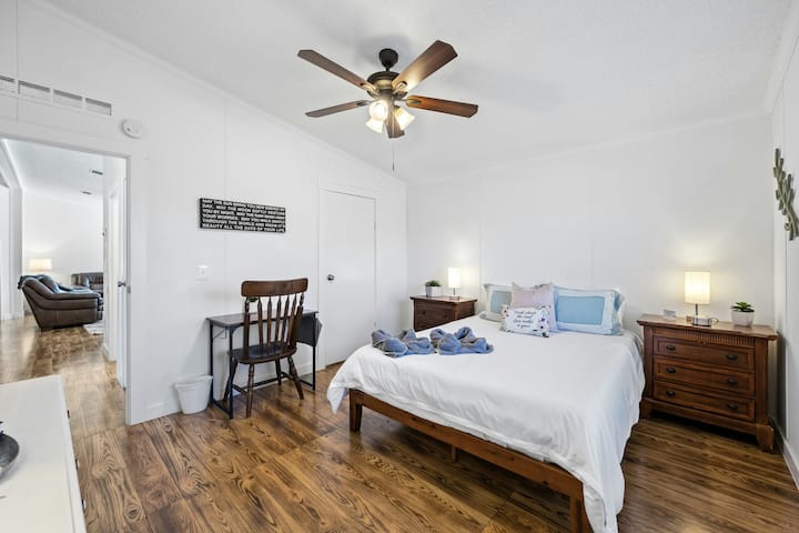 Queen Bedroom with desk