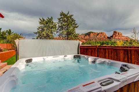 Enjoy Red Rock Views, Hot Tub, Large Yard & Deck!