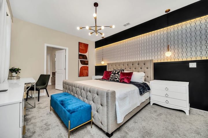 Bedroom 1 - Master