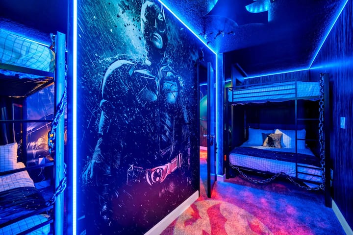 Batman Bedroom 8