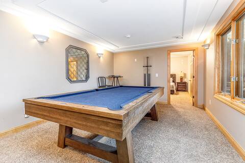 The Gathering Place- Modern, Spacious, 6 bedrooms