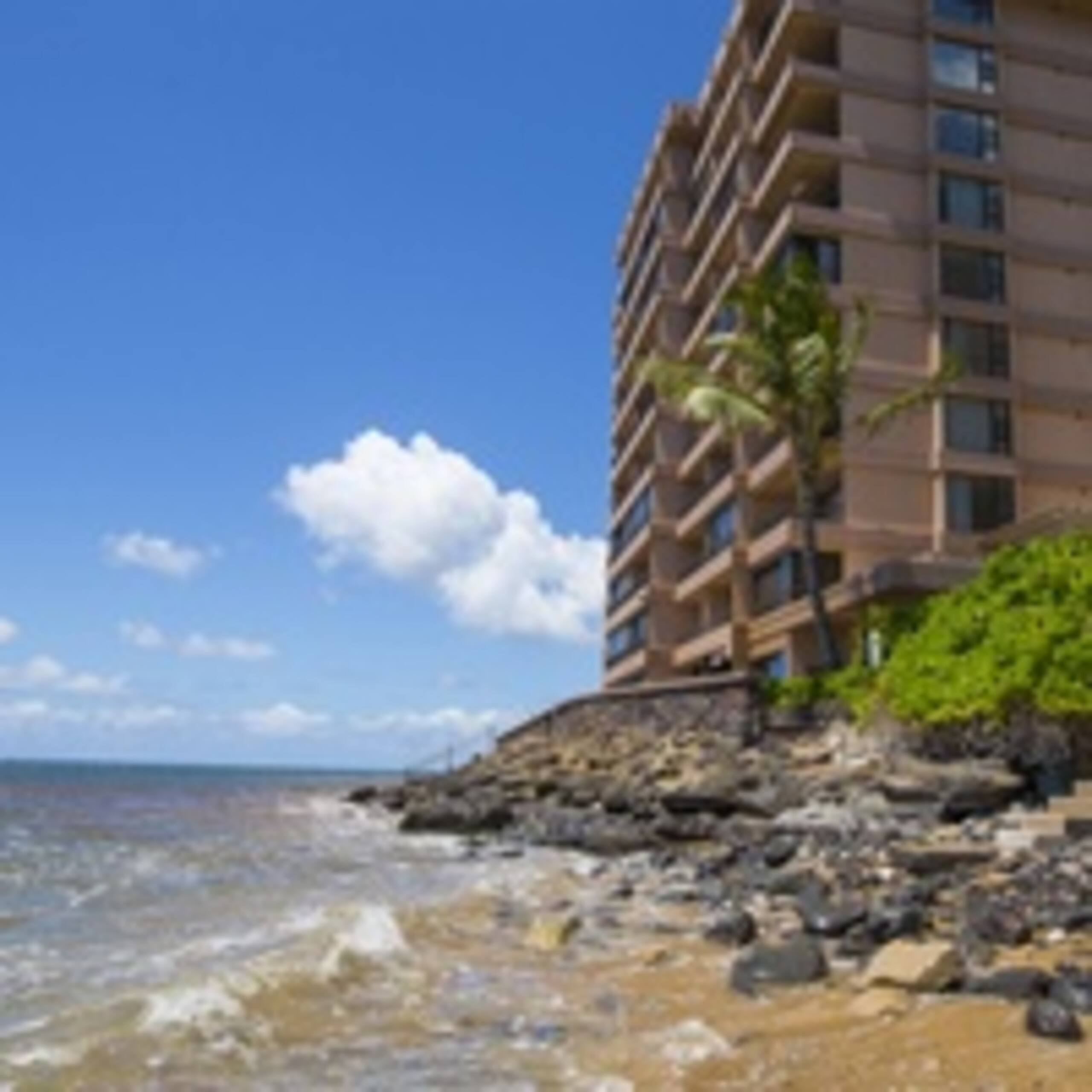 Condo in Lahaina · ★5.0 · 1 bedroom · 1 bed · 1 bath - Image 27