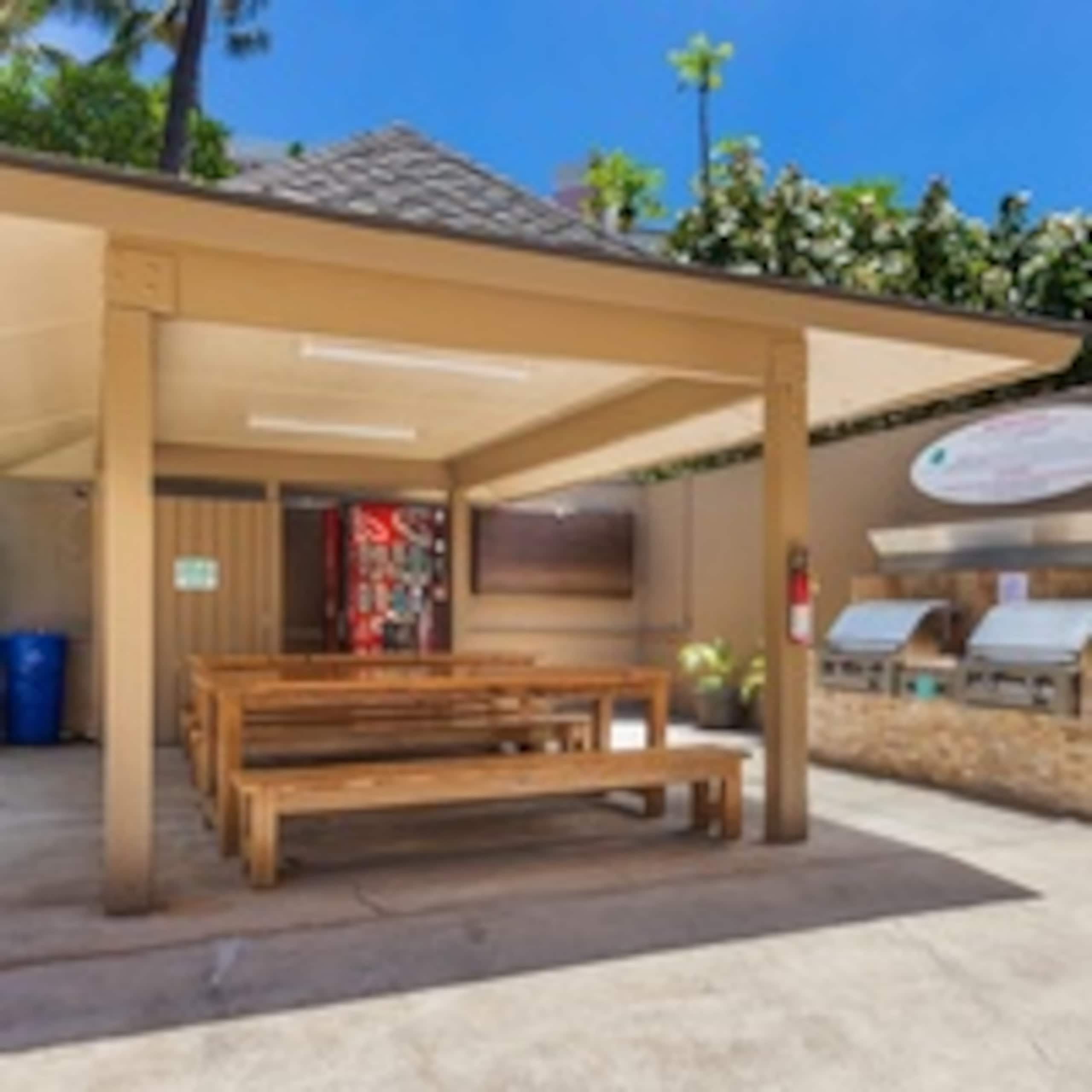 Condo in Lahaina · ★5.0 · 1 bedroom · 1 bed · 1 bath - Image 30