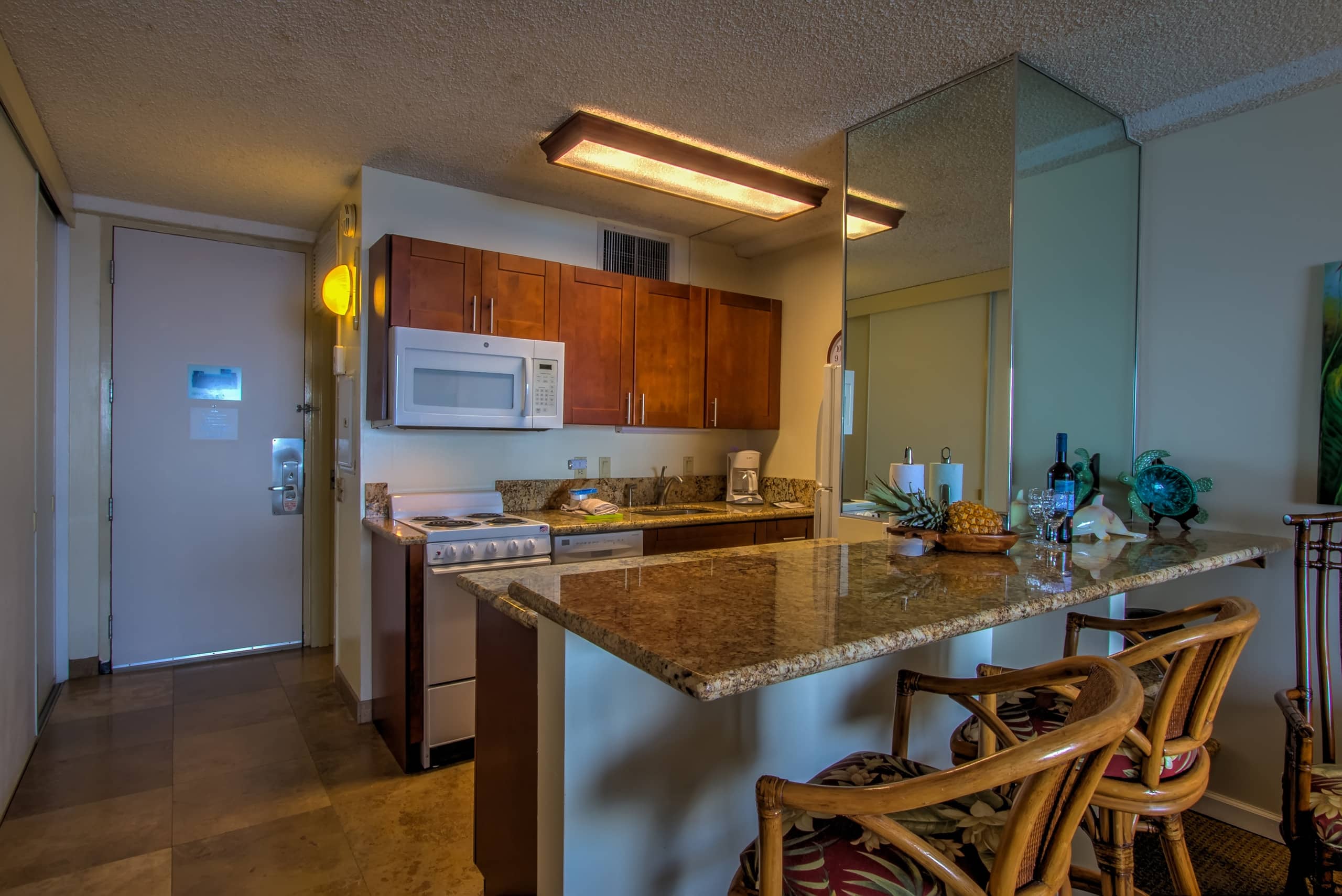 Condo in Lahaina · ★5.0 · 1 bedroom · 1 bed · 1 bath - Image 5