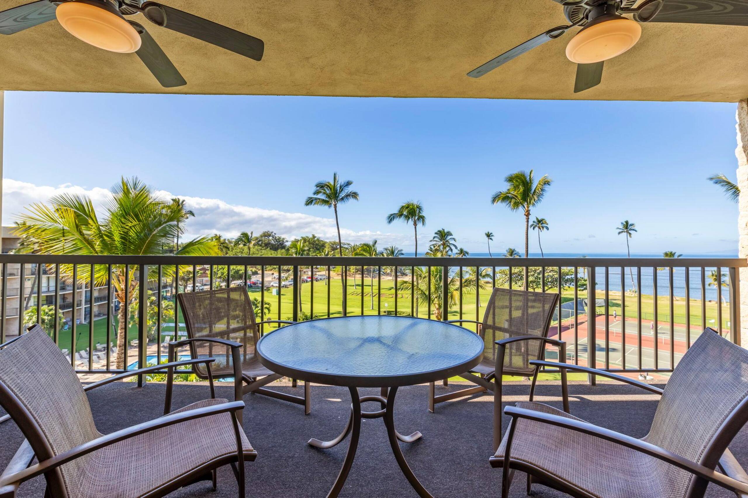 Condo in Kihei · ★4.6 · 2 bedrooms · 4 beds · 2 baths - Image 1