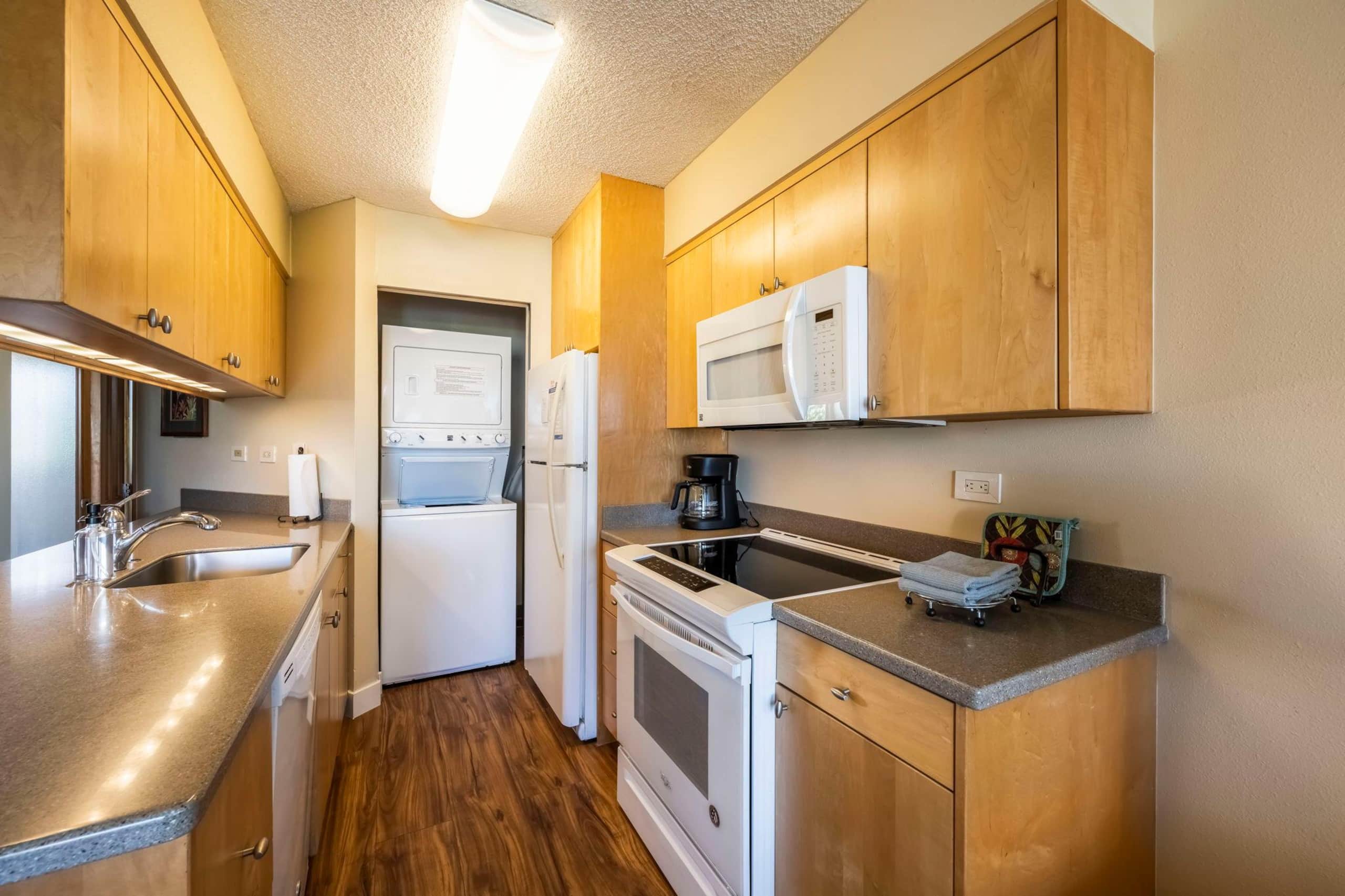 Condo in Kihei · ★5.0 · 1 bedroom · 3 beds · 2 baths - Image 4