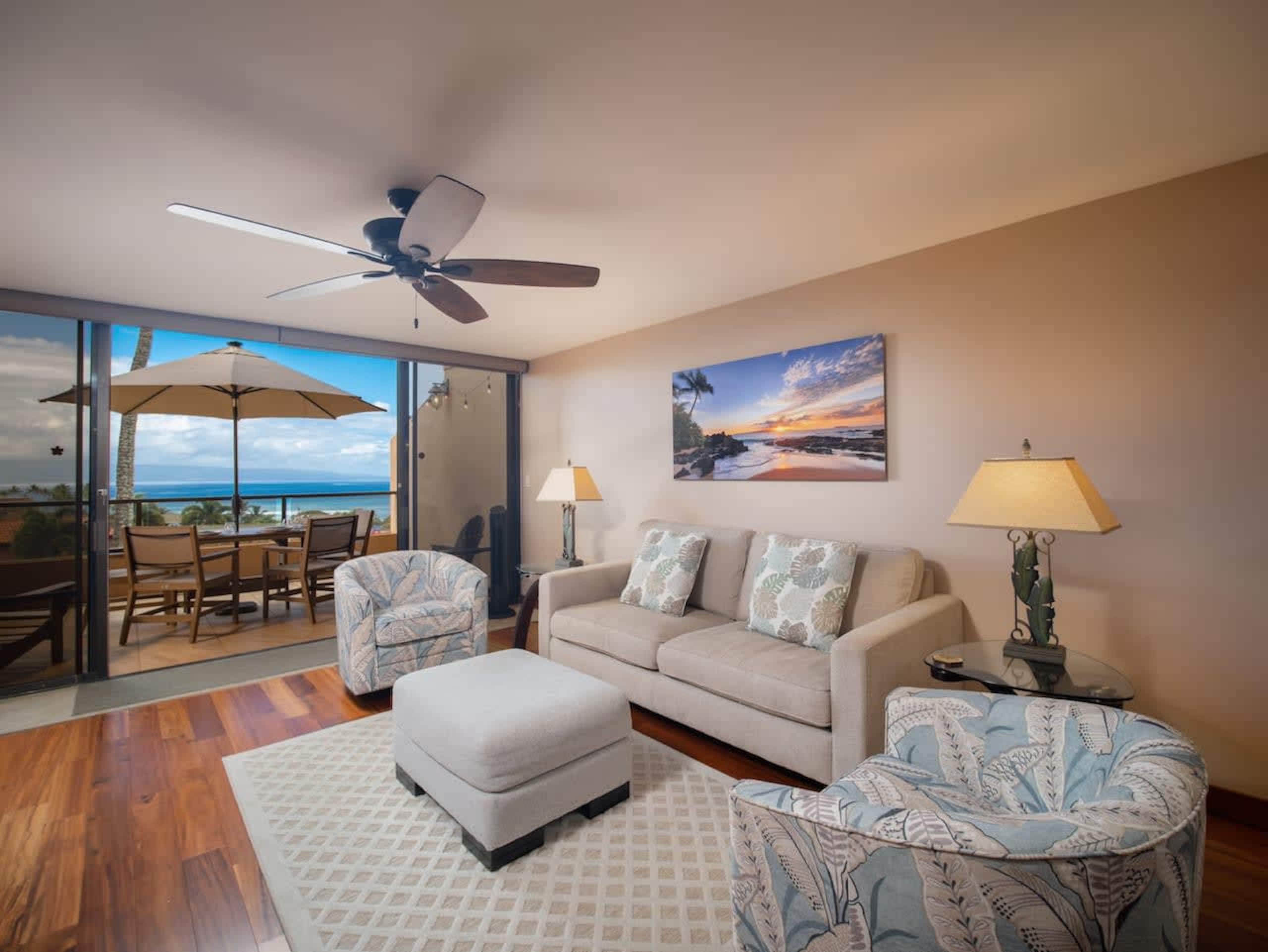 Condo in Lahaina · ★4.98 · 2 bedrooms · 2 beds · 2 baths - Image 11