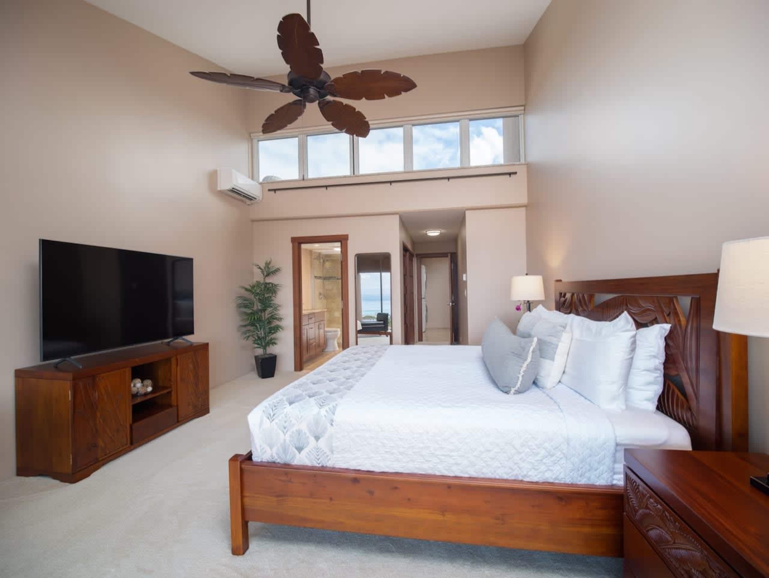 Condo in Lahaina · ★4.98 · 2 bedrooms · 2 beds · 2 baths - Image 4