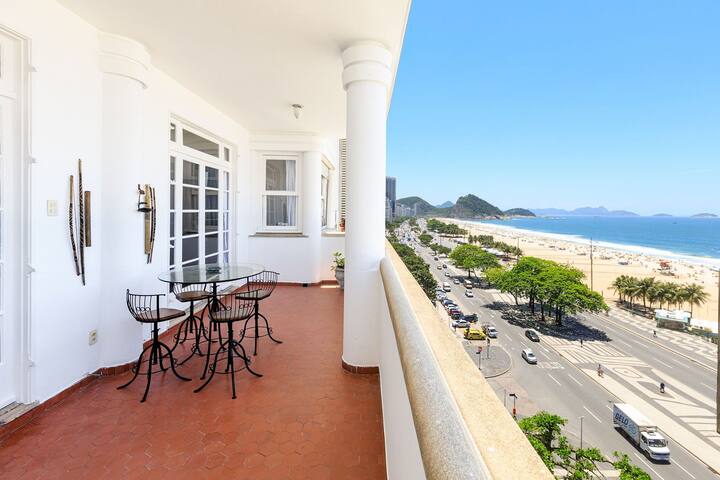 Rio122 – Classy 3 Bedroom Flat on Copacabana beach gallery image 3