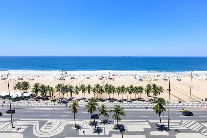 Rio122 – Classy 3 Bedroom Flat on Copacabana beach