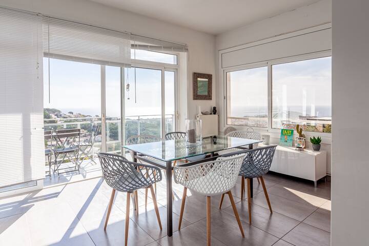 holiday house in a garden with view gallery image 5