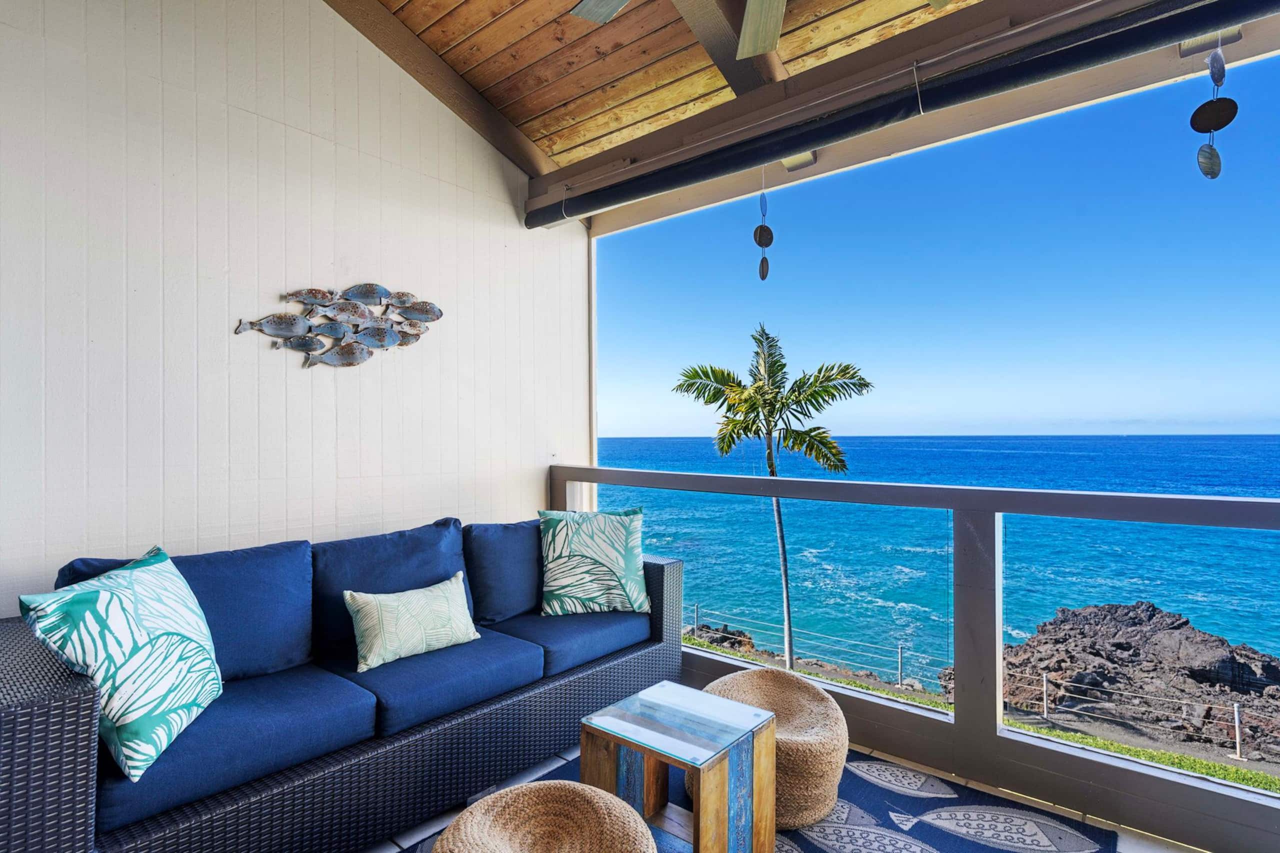 Condo in Kailua-Kona · ★4.73 · 2 bedrooms · 4 beds · 2 baths - Image 3