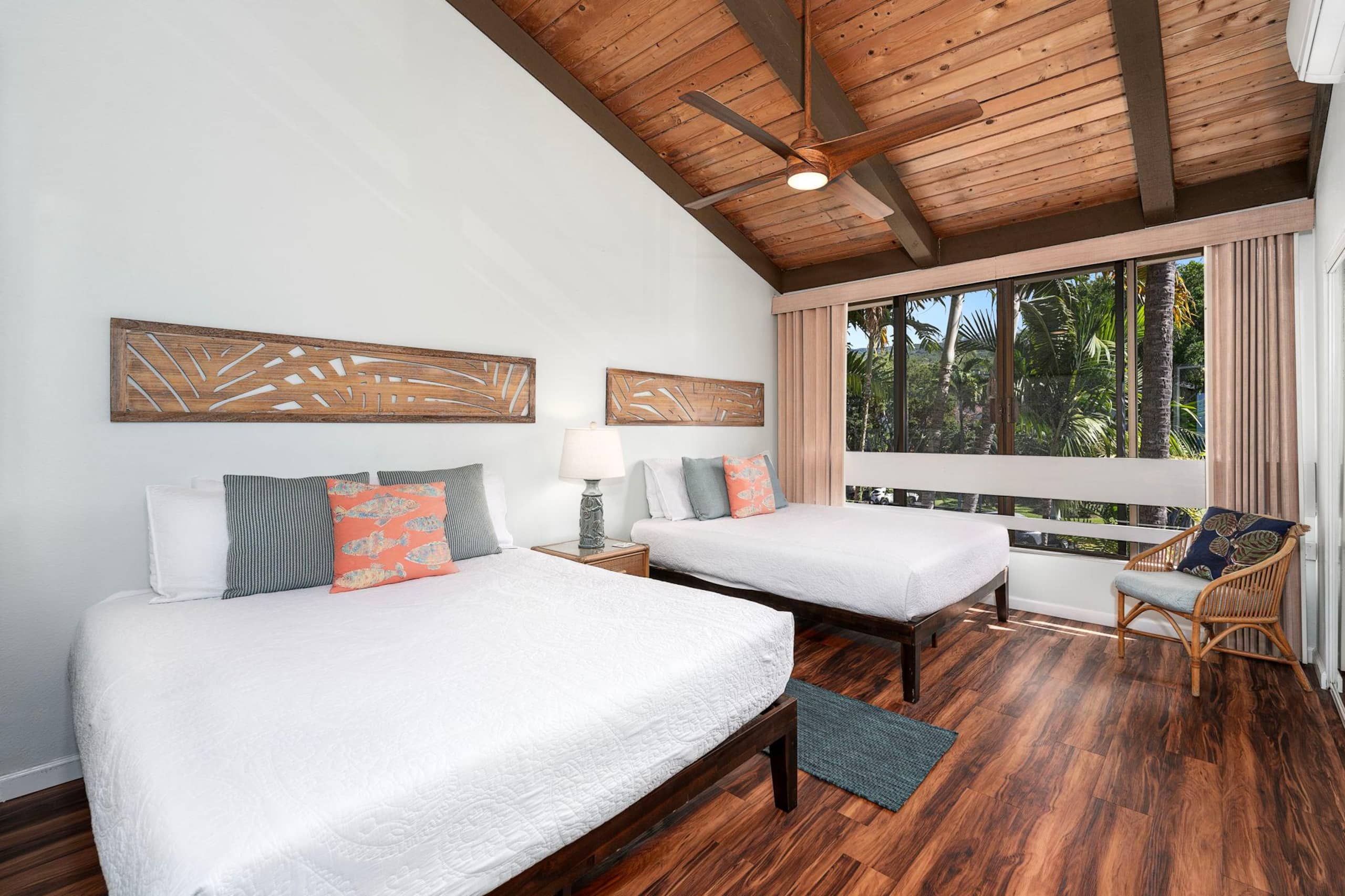 Condo in Kailua-Kona · ★4.73 · 2 bedrooms · 4 beds · 2 baths - Image 22