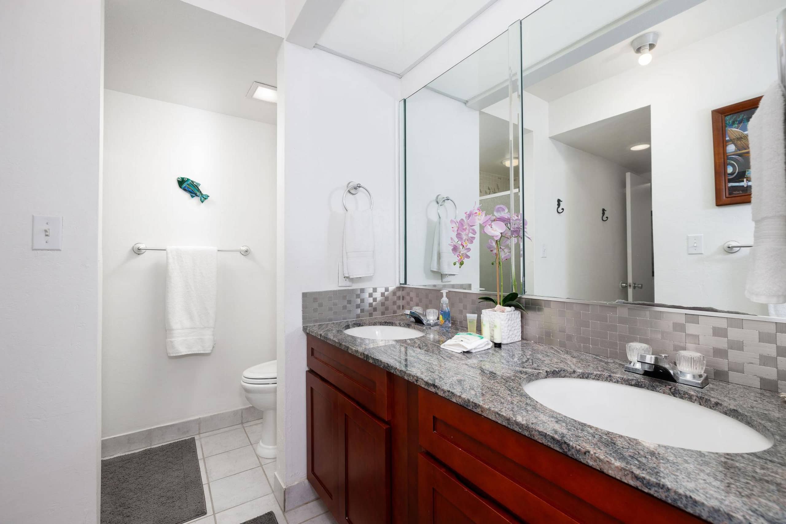 Condo in Kailua-Kona · ★4.78 · 1 bedroom · 2 beds · 1 private bath - Image 13