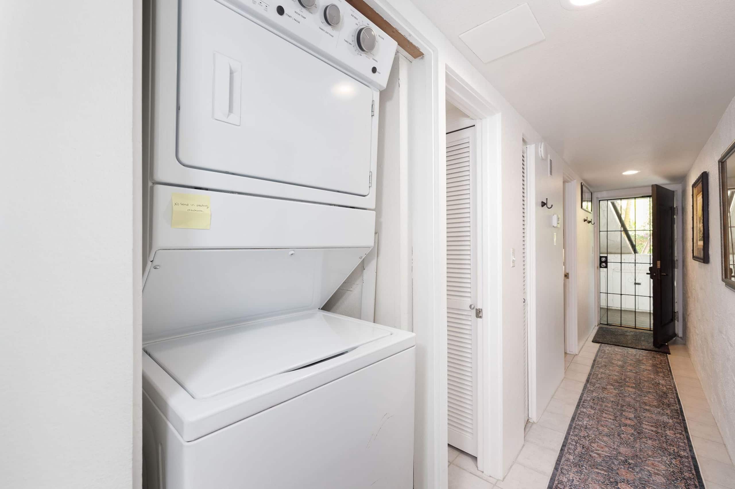 Condo in Kailua-Kona · ★4.78 · 1 bedroom · 2 beds · 1 private bath - Image 16