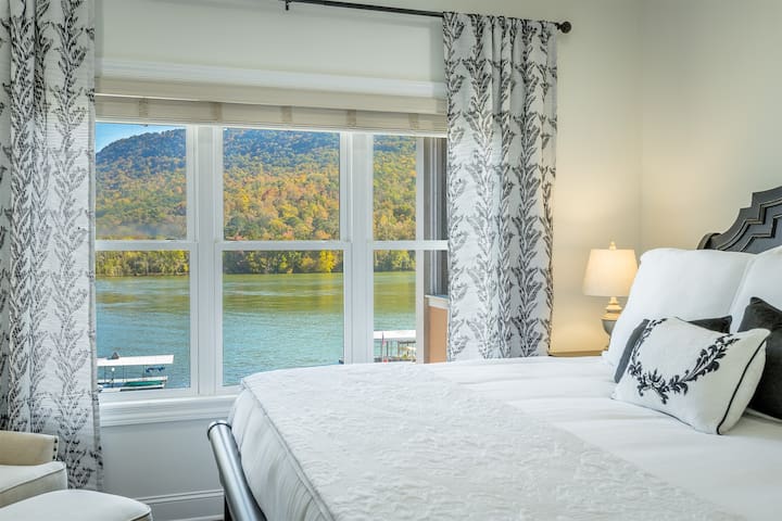 River City Vacation Rentals managed Airbnb listing 2