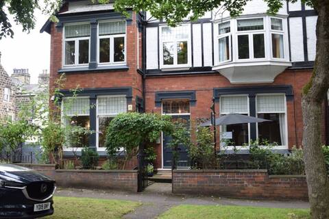 Whole House - Group Booking