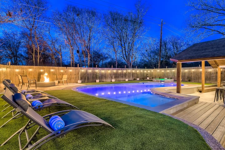 Family-Friendly Home with Pool, Spa, Game Room