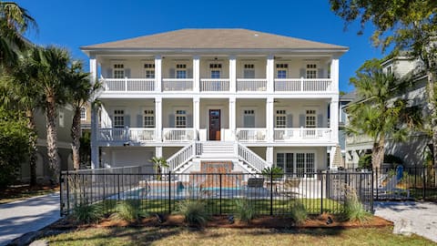 Luxury 7BR Beach House w/ Pool, Hot Tub &Game Room