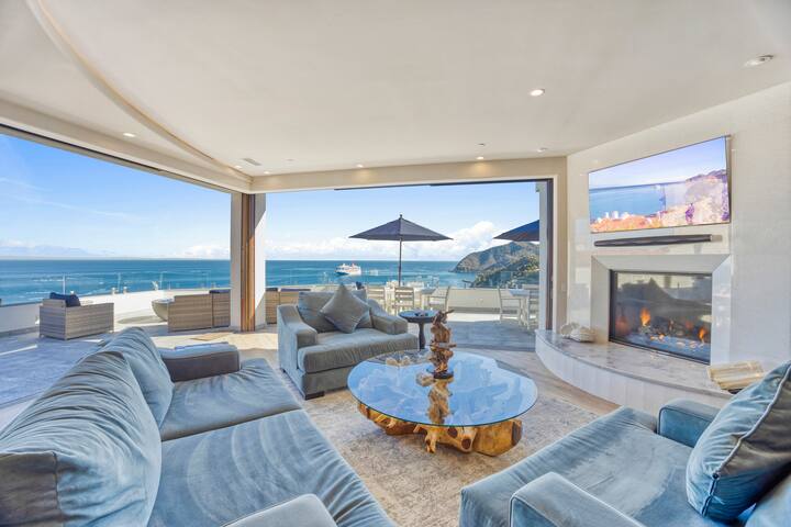 H208 PT: 2B|2B Penthouse Suite W/ Views, cart, AC gallery image 3