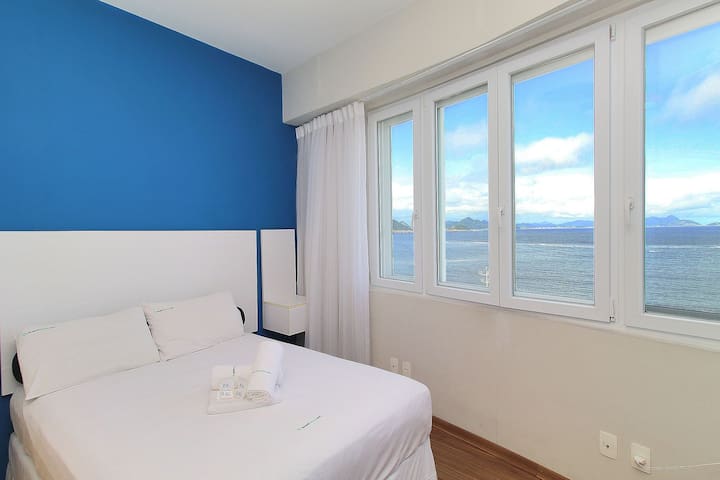 Panoramic view of Copacabana beach gallery image 4