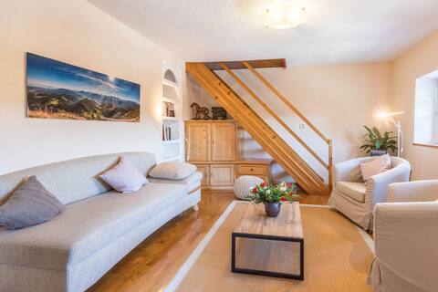 Erfolgreiche Airbnb-Immobilie: Quaint country cottage in Siegsdorf