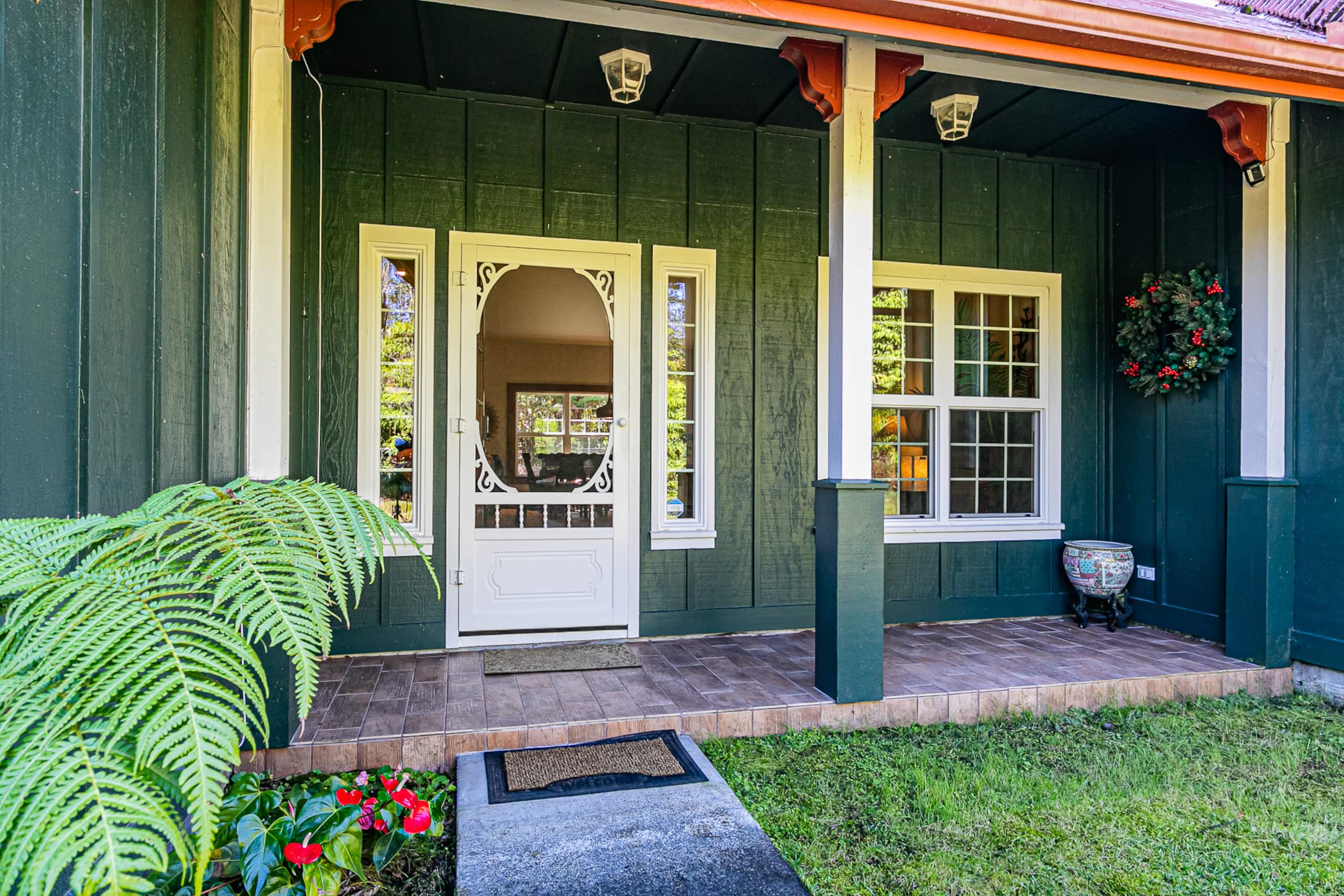 Home in Volcano · ★4.89 · 3 bedrooms · 4 beds · 2 baths - Image 5