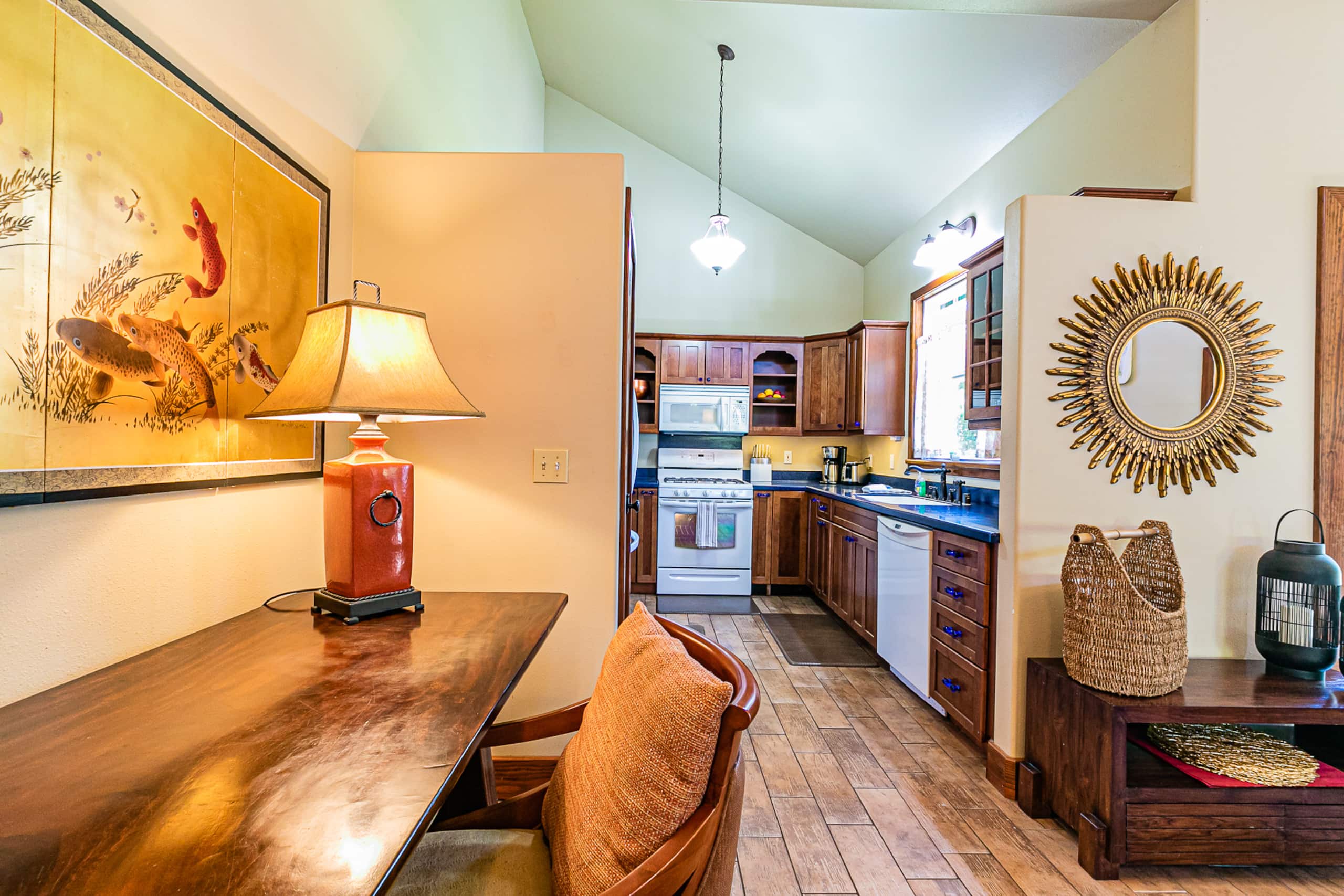 Home in Volcano · ★4.89 · 3 bedrooms · 4 beds · 2 baths - Image 13
