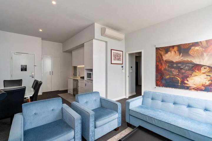 The Gerald – Luxury Two Bedroom Apartment gallery image 5