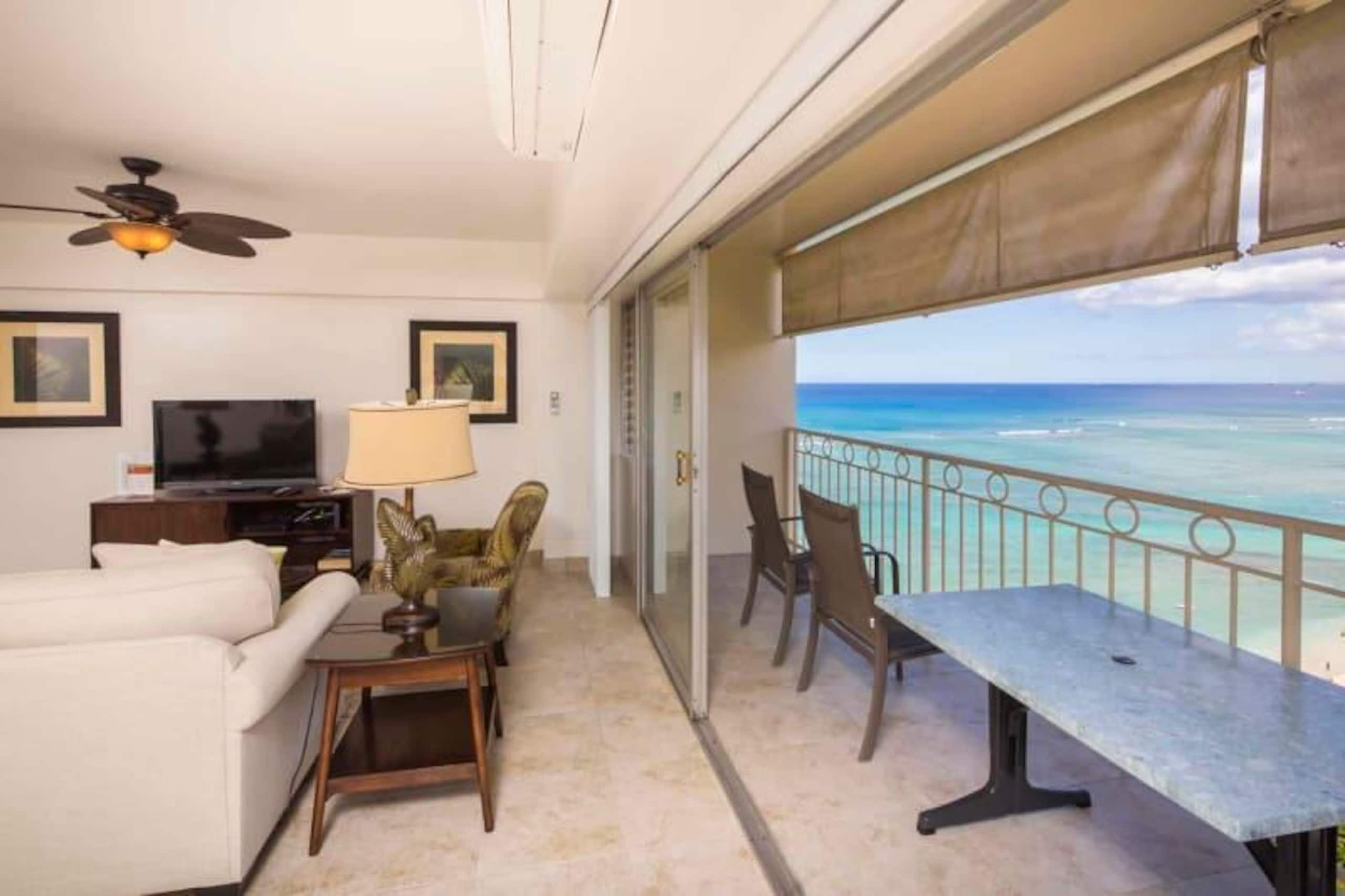 Condo in Honolulu · ★5.0 · 1 bedroom · 1 bed · 1 shared bath - Image 11