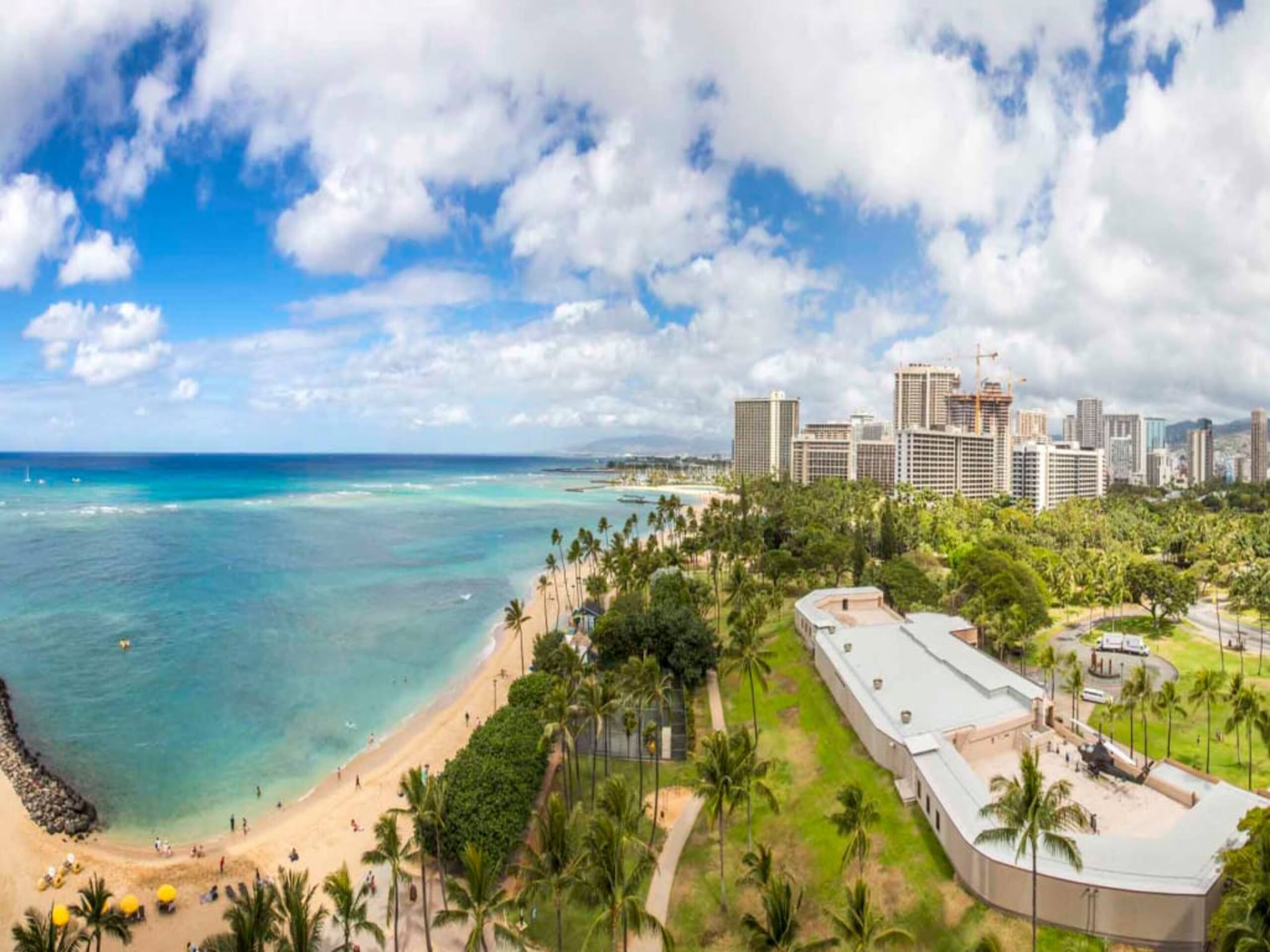 Condo in Honolulu · ★5.0 · Studio · 1 bed · 1 private bath - Image 20
