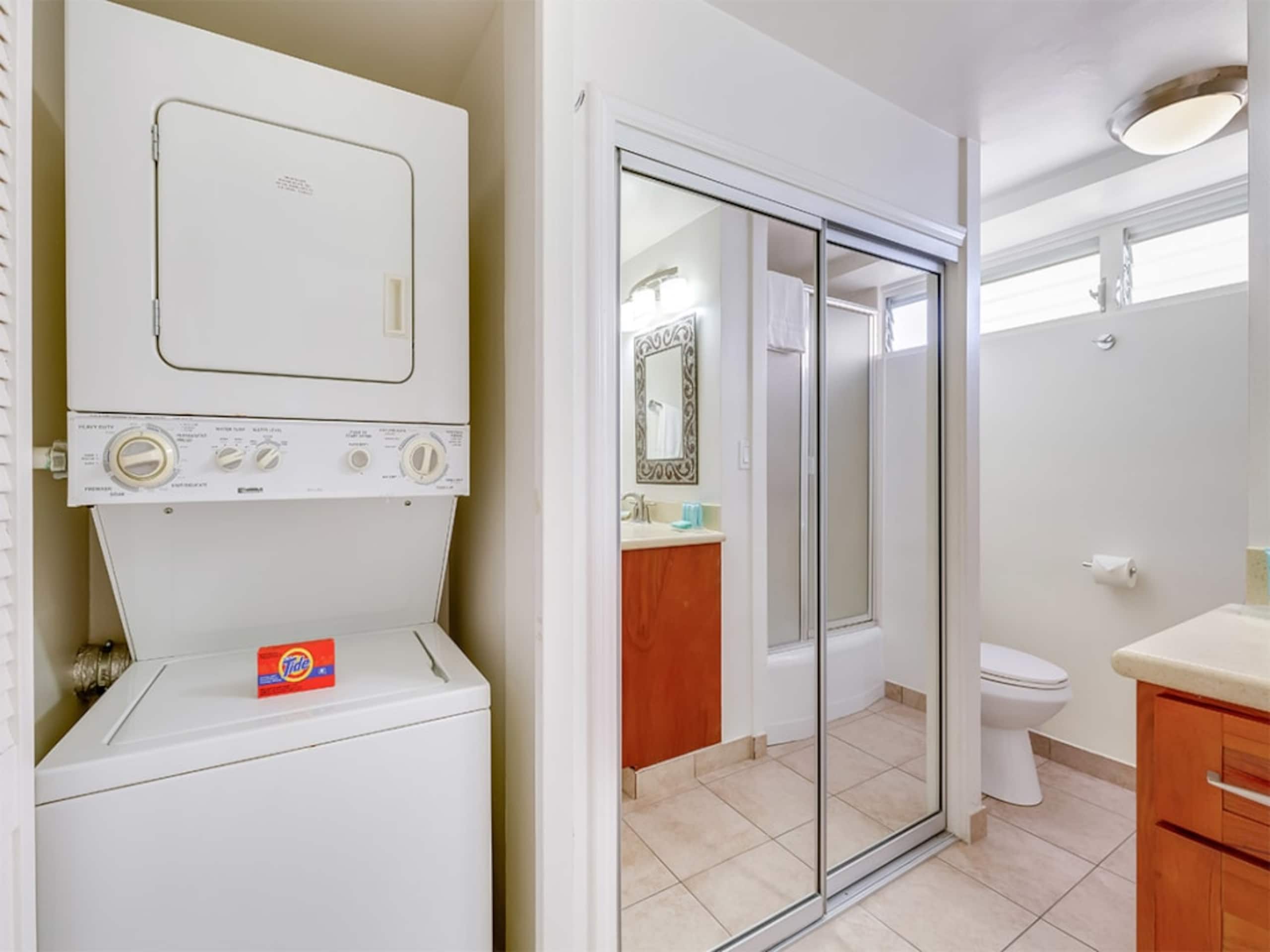 Condo in Honolulu · ★4.33 · Studio · 1 bed · 1 shared bath - Image 38